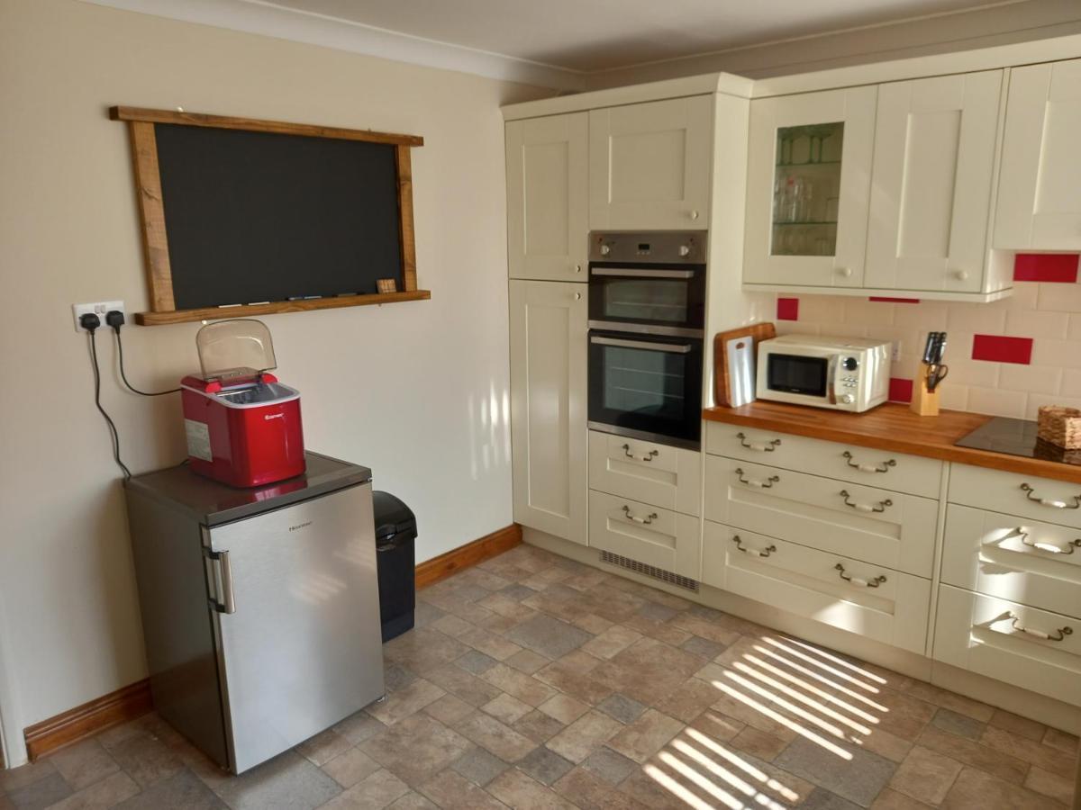 Pet Friendly Beautiful Detached Cottage Close To Spurn Point, Easington And Withersea 킹스턴어폰헐 외부 사진